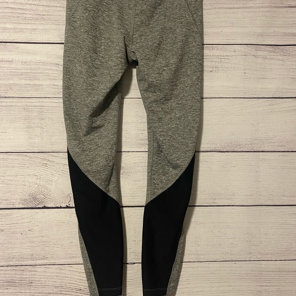 Gray Nike Dri-Fit Leggings - Picture 6 of 6